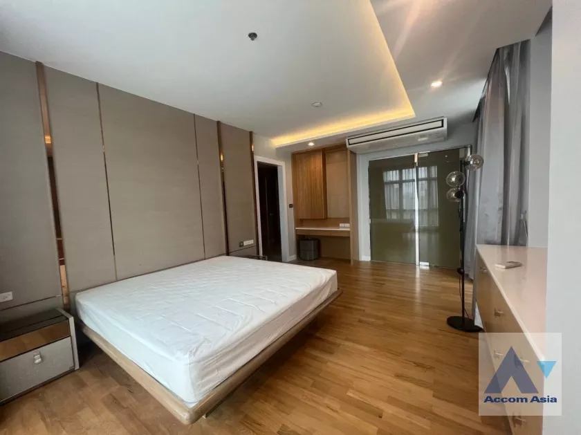 6  2 br Condominium For Sale in Ploenchit ,Bangkok BTS Chitlom at Grand Langsuan AA37087