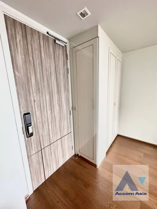 unit 1 Bedroom  Condominium For Rent in Sukhumvit, Bangkok  near BTS Thong Lo (AA37100)