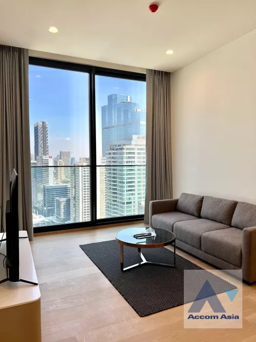  1 Bedroom  Condominium For Rent in Silom, Bangkok  near BTS Chong Nonsi (AA37106)