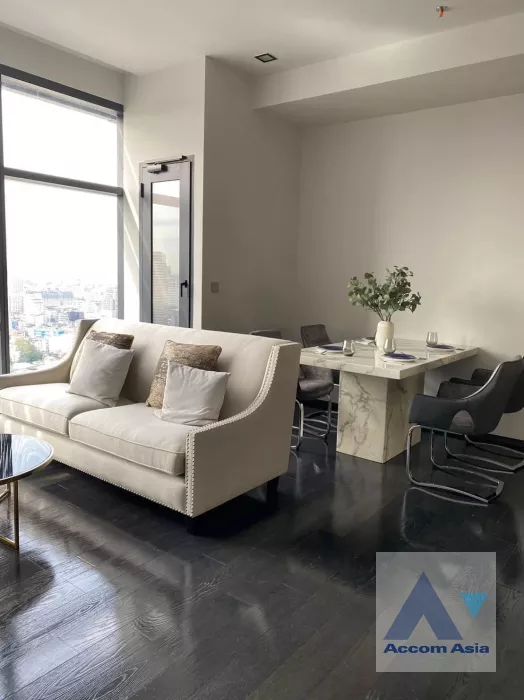 unit 2 Bedrooms  Condominium For Rent in Phaholyothin, Bangkok  near BTS Ratchathewi (AA37107)