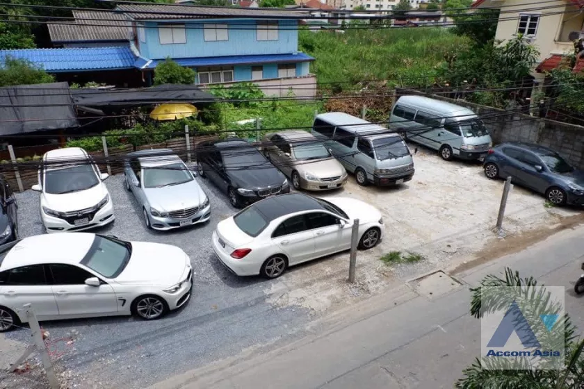 8  Building For Rent in Ratchadaphisek ,Bangkok MRT Ratchadaphisek AA37108