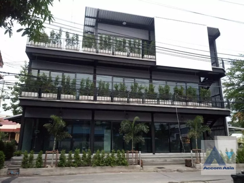  2  Building For Rent in ratchadapisek ,Bangkok MRT Ratchadaphisek AA37108