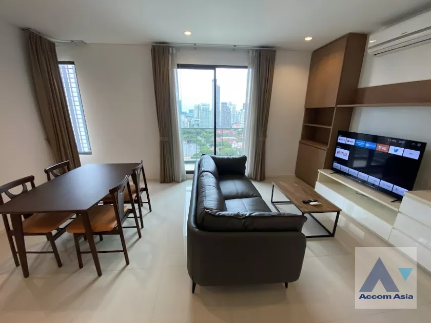  2 Bedrooms  Condominium For Rent in Phaholyothin, Bangkok  near MRT Phetchaburi - ARL Makkasan (AA37110)