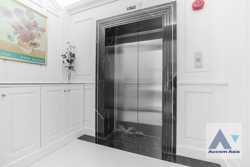 7  3 br Condominium for rent and sale in Sukhumvit ,Bangkok BTS Phrom Phong at Royce Private Residences AA37116