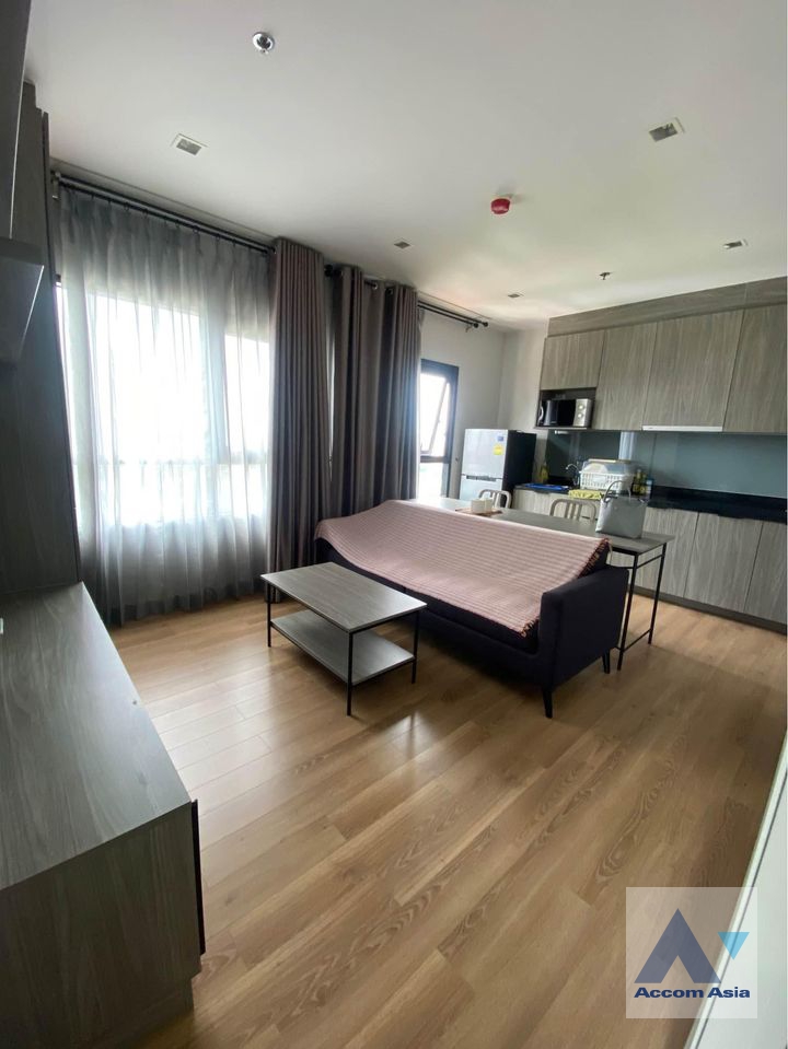 unit 1 Bedroom  Condominium For Sale in Lat Phrao, Bangkok  near MRT Lat Phrao (AA37120)