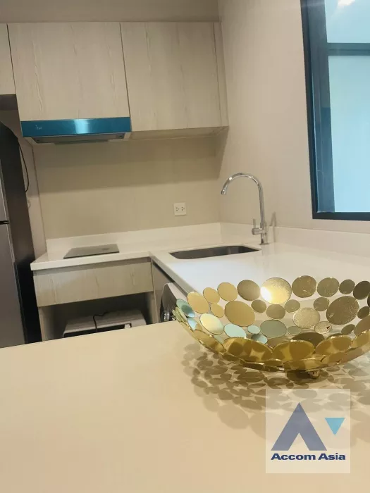 5  1 br Condominium For Sale in Ploenchit ,Bangkok BTS Ploenchit at Life One Wireless AA37121