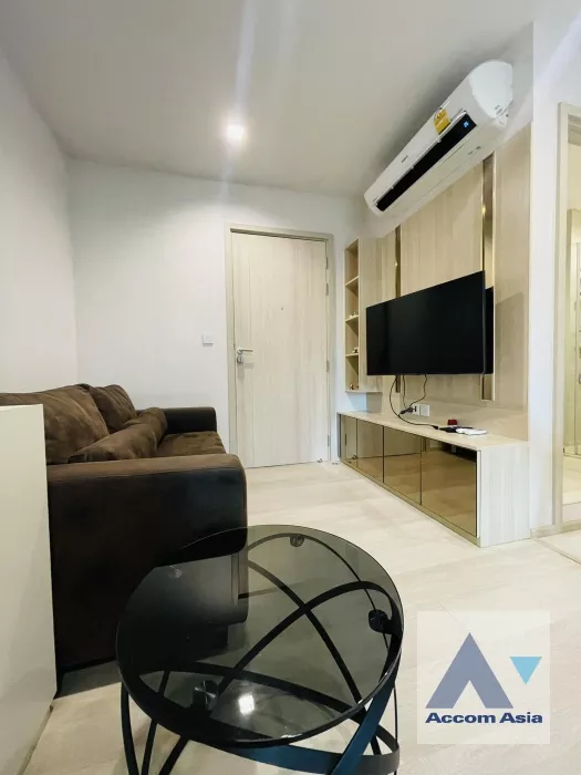 unit 1 Bedroom  Condominium For Sale in Ploenchit, Bangkok  near BTS Ploenchit (AA37121)