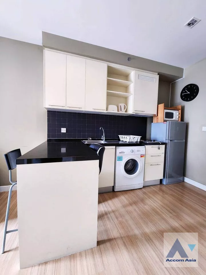 5  1 br Condominium For Sale in Sathorn ,Bangkok BTS Chong Nonsi at The Seed Mingle Sathorn AA37124