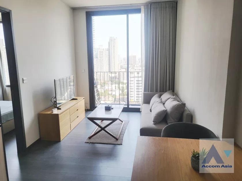 unit 1 Bedroom  Condominium For Rent in Sukhumvit, Bangkok  near BTS Asok - MRT Sukhumvit (AA37131)