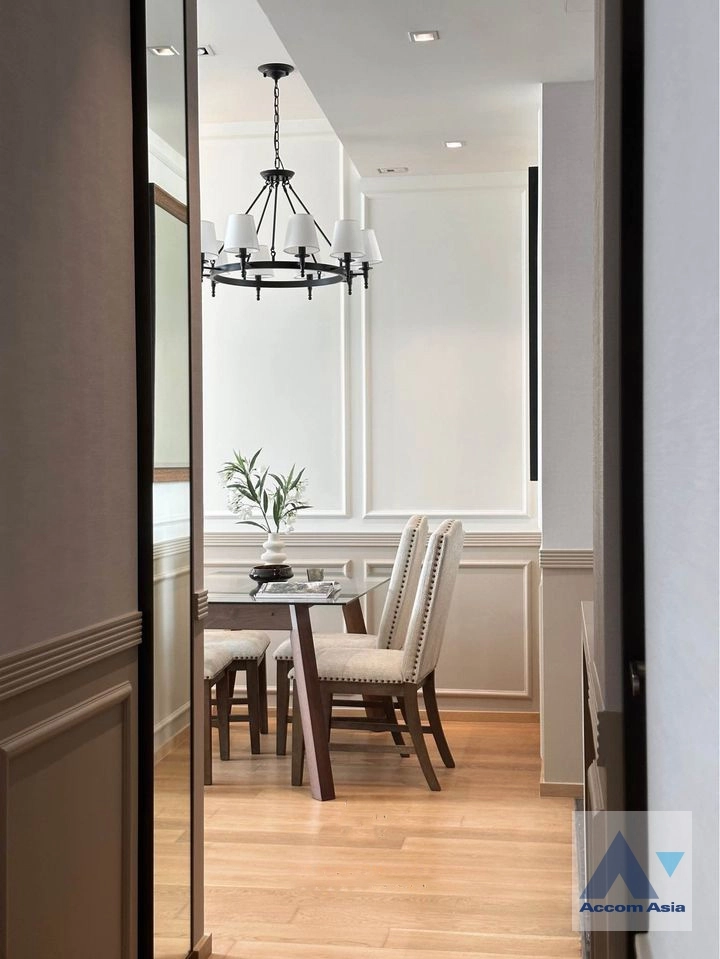 4  2 br Condominium For Rent in Ploenchit ,Bangkok BTS Chitlom at 28 Chidlom AA37133