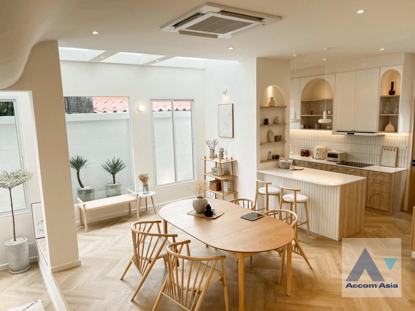  1  3 br Townhouse For Rent in Phaholyothin ,Bangkok MRT Lat Phrao at Baan klang Muang Ratchada Ladprao AA37134