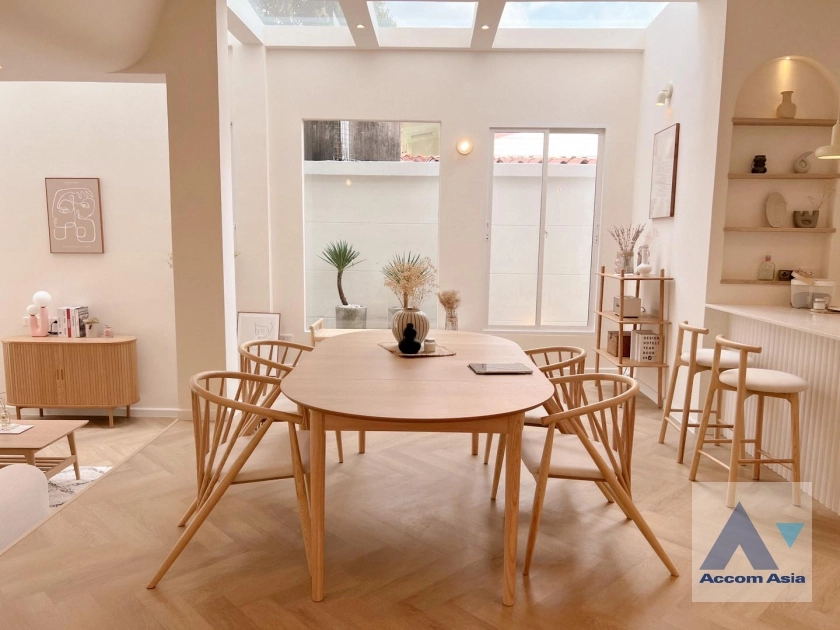  1  3 br Townhouse For Rent in Phaholyothin ,Bangkok MRT Lat Phrao at Baan klang Muang Ratchada Ladprao AA37134