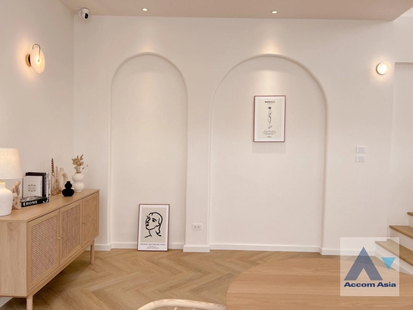 7  3 br Townhouse For Rent in Phaholyothin ,Bangkok MRT Lat Phrao at Baan klang Muang Ratchada Ladprao AA37134