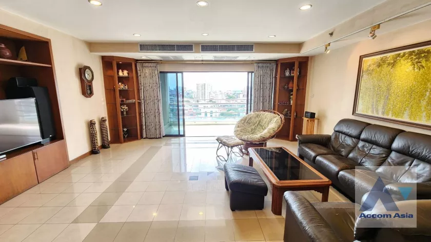  The Natural Place Suite Condominium  2 Bedroom for Rent MRT Lumphini in Sathorn Bangkok