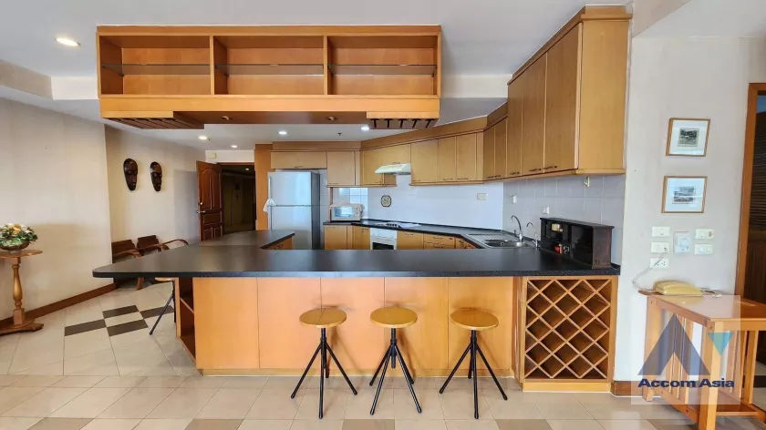 unit 2 Bedrooms  Condominium For Rent in Sathorn, Bangkok  near MRT Lumphini (AA37136)