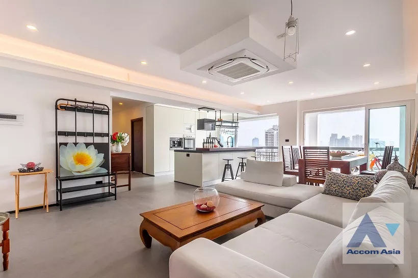  2  3 br Condominium for rent and sale in Sukhumvit ,Bangkok BTS Phrom Phong at Royal Castle AA37140