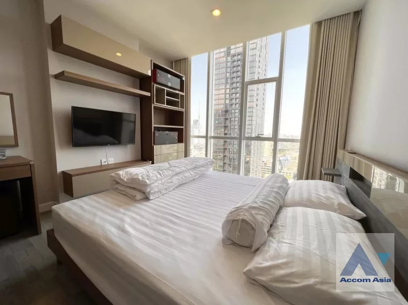 7  1 br Condominium For Rent in Silom ,Bangkok BTS Surasak at The Room Sathorn Pan Road AA37143