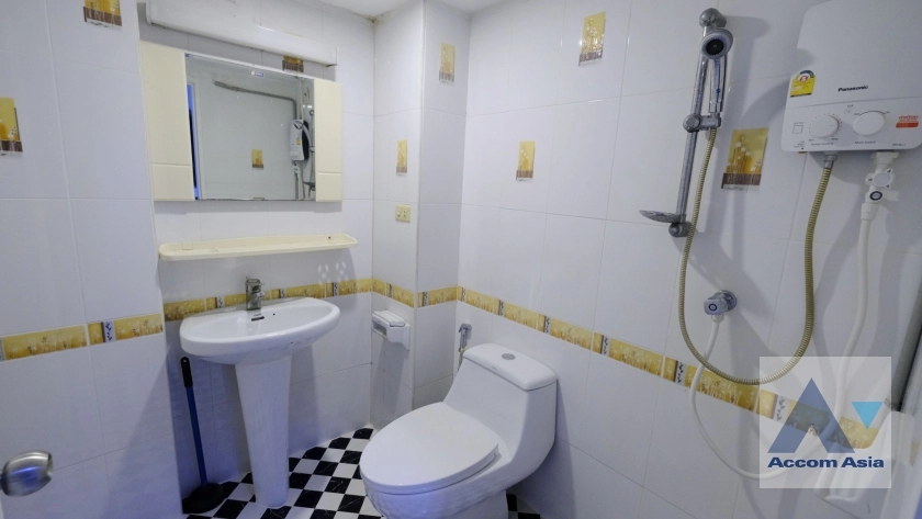 26  5 br Condominium for rent and sale in Sukhumvit ,Bangkok BTS Phrom Phong at Royal Castle Sukhumvit 39 AA37144