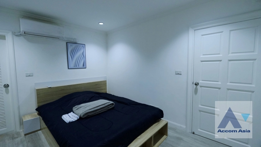 25  5 br Condominium for rent and sale in Sukhumvit ,Bangkok BTS Phrom Phong at Royal Castle Sukhumvit 39 AA37144