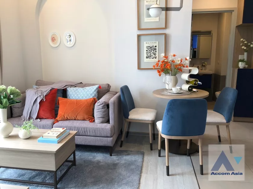 XT Ekkamai Condominium  2 Bedroom for Sale BTS Ekkamai in Sukhumvit Bangkok