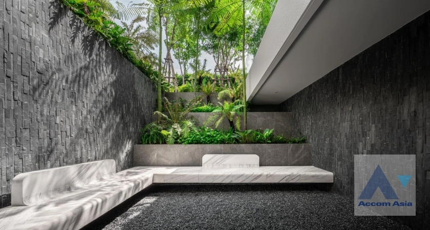 5  4 br House For Sale in Krungthep Kreetha ,Bangkok ARL Hua Mak at ARQ10 Krungthep Kreetha AA37152