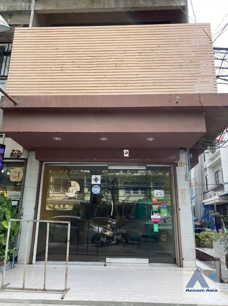  2  Building For Rent in sathorn ,Bangkok BTS Saint Louis AA37157