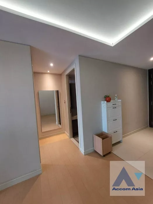 unit 1 Bedroom  Condominium For Rent & Sale in Sukhumvit, Bangkok  near BTS Thong Lo (AA37158)