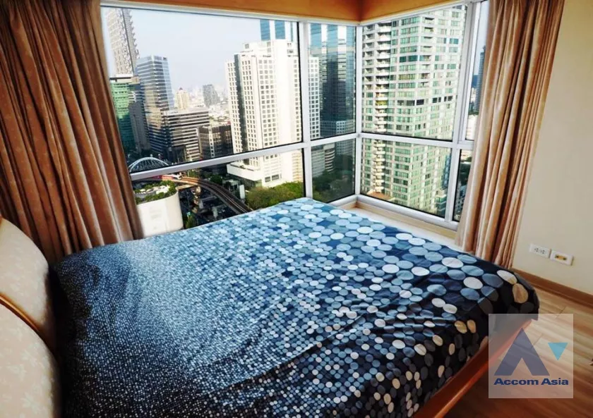 6  2 br Condominium For Sale in Silom ,Bangkok BTS Chong Nonsi at Silom Suite AA37165