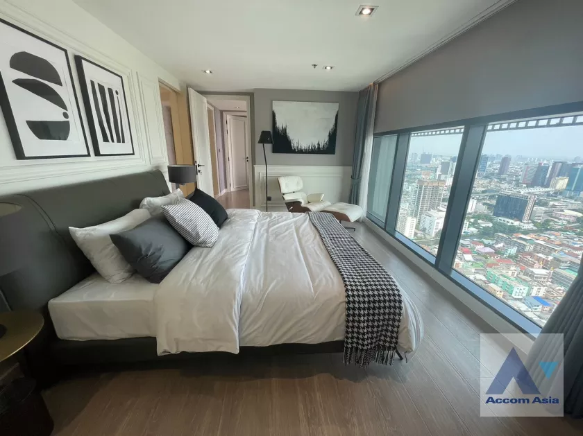 20  3 br Condominium For Sale in Sukhumvit ,Bangkok BTS Ekkamai at C Ekkamai AA37179