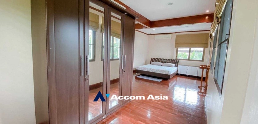 5  4 br House For Rent in Sukhumvit ,Bangkok BTS Nana 5001701