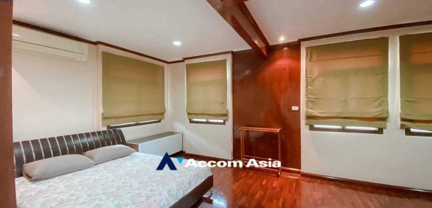 8  4 br House For Rent in Sukhumvit ,Bangkok BTS Nana 5001701