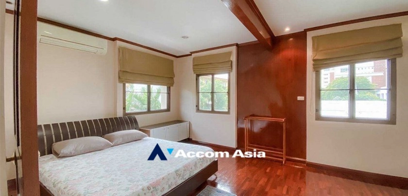 10  4 br House For Rent in Sukhumvit ,Bangkok BTS Nana 5001701