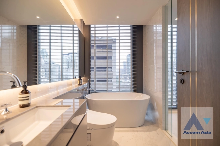 8  1 br Condominium For Rent in Ploenchit ,Bangkok BTS Ploenchit at Tonson One Residence AA37185