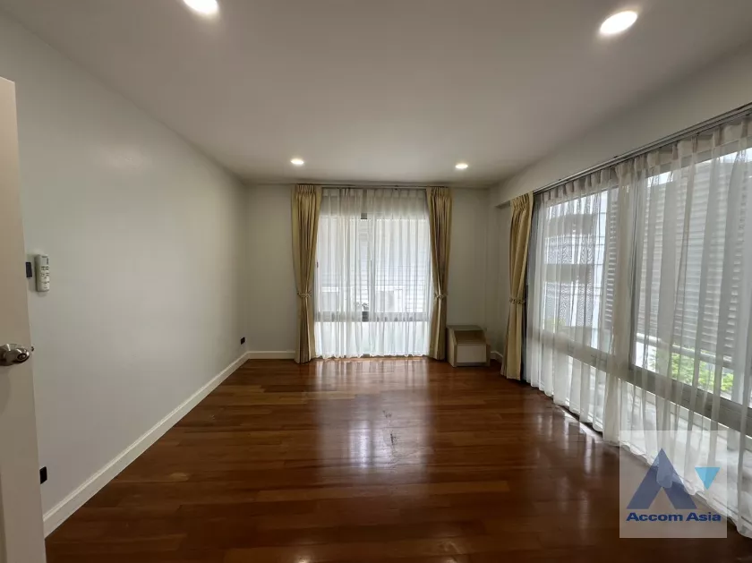 8  4 br House For Rent in Sukhumvit ,Bangkok BTS Phrom Phong at House suite for family AA37188
