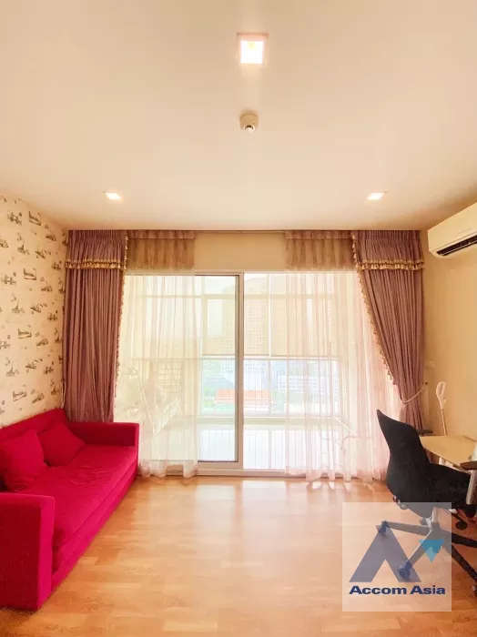  1 Bedroom  Condominium For Sale in Bangna, Bangkok  near BTS Bang Na (AA37191)