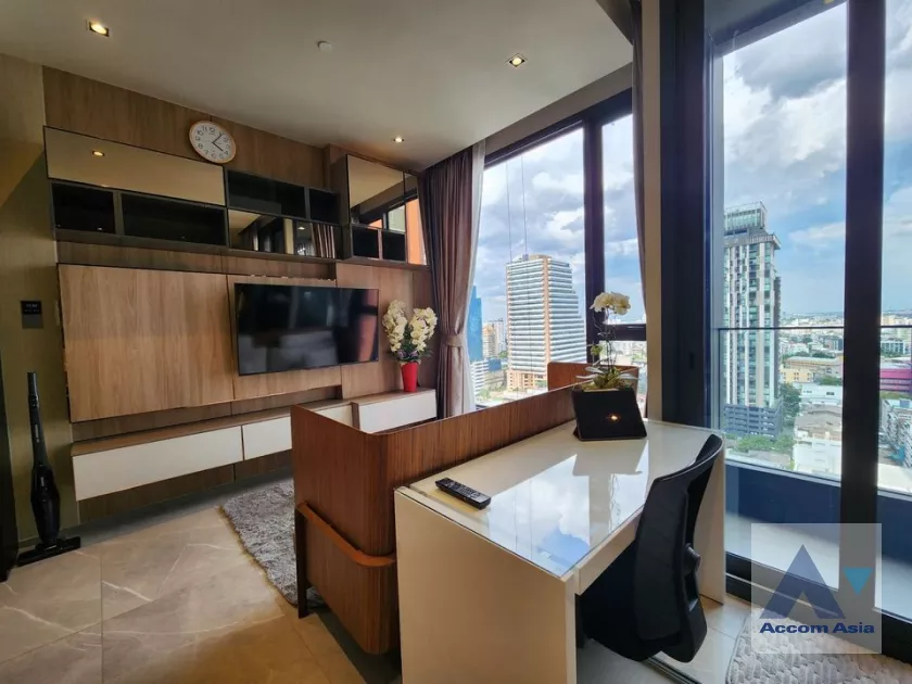  HYDE Heritage Thonglor Condominium  1 Bedroom for Rent BTS Ekkamai in Sukhumvit Bangkok