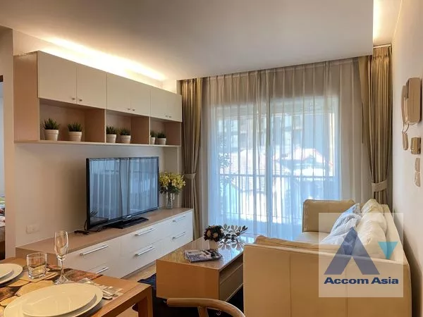  3 Bedrooms  Condominium For Rent & Sale in Sukhumvit, Bangkok  near BTS On Nut (AA37203)