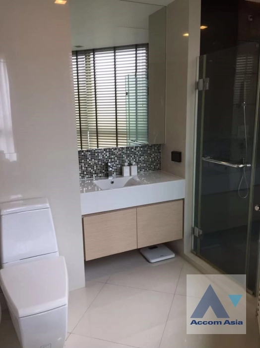 9  2 br Condominium For Rent in Sukhumvit ,Bangkok BTS Phra khanong at Rhythm Sukhumvit 44/1   AA37204