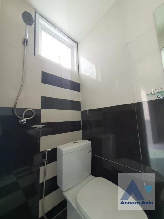 21  4 br Townhouse For Rent in Sukhumvit ,Bangkok BTS Punnawithi at Hallmark 2 Prestige Sukhumvit 64 AA37207