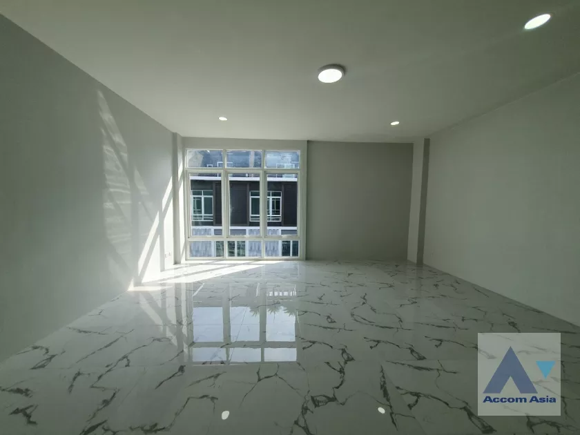 25  4 br Townhouse For Rent in Sukhumvit ,Bangkok BTS Punnawithi at Hallmark 2 Prestige Sukhumvit 64 AA37207