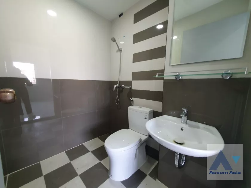 28  4 br Townhouse For Rent in Sukhumvit ,Bangkok BTS Punnawithi at Hallmark 2 Prestige Sukhumvit 64 AA37207