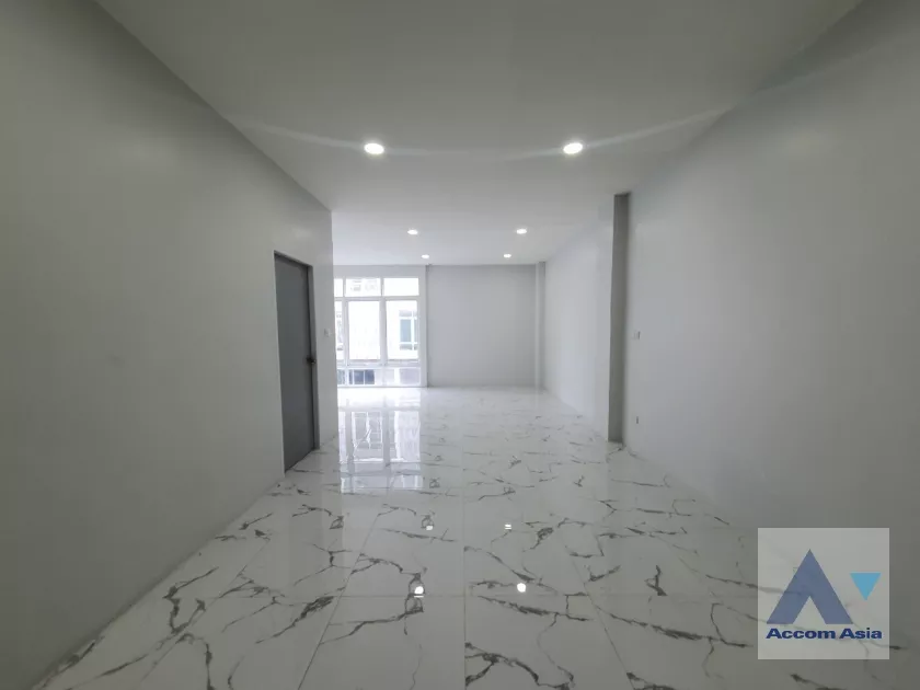 36  4 br Townhouse For Rent in Sukhumvit ,Bangkok BTS Punnawithi at Hallmark 2 Prestige Sukhumvit 64 AA37207