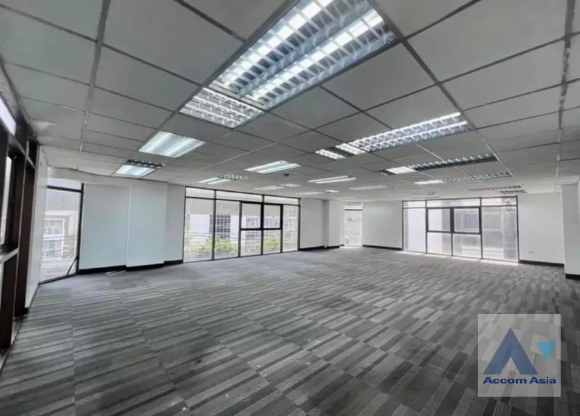 unitOffice |  Building For Rent in Charoen Nakhon, Bangkok  near BTS Krung Thon Buri (AA37218)