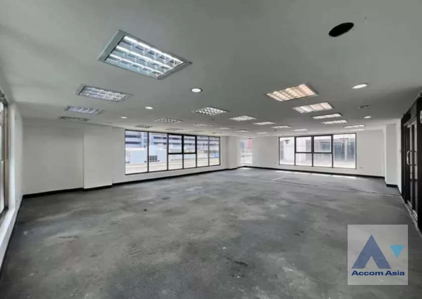 8  Building For Rent in Charoen Nakhon ,Bangkok BTS Krung Thon Buri AA37218