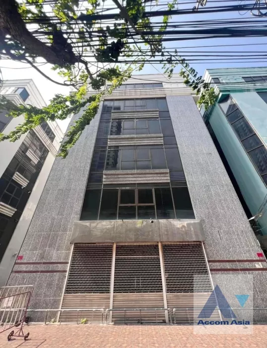 Office |  Building For Rent in Charoennakorn, Bangkok  near BTS Krung Thon Buri (AA37218)