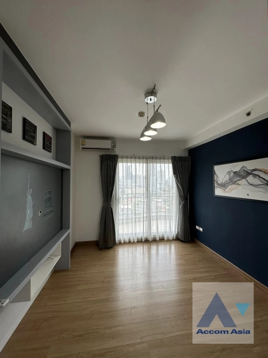  1  2 br Condominium for rent and sale in Ratchadaphisek ,Bangkok BTS Ekkamai at Supalai Park Ekkamai Thonglor AA37223