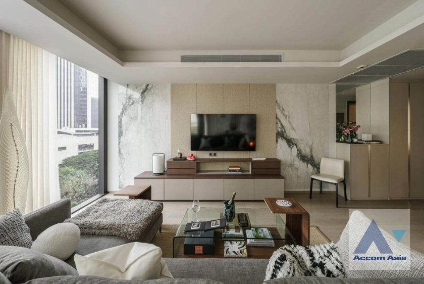 unit 1 Bedroom  Condominium For Rent in Ploenchit, Bangkok  near BTS Ploenchit (AA37225)