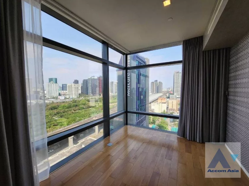 Circle Living Prototype Condominium  2 Bedroom for Sale MRT Phetchaburi in Newphetchaburi Bangkok