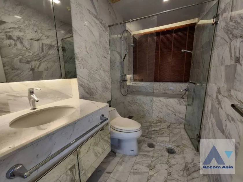 6  2 br Condominium For Sale in New Phetchaburi ,Bangkok MRT Phetchaburi at Circle Living Prototype AA37228