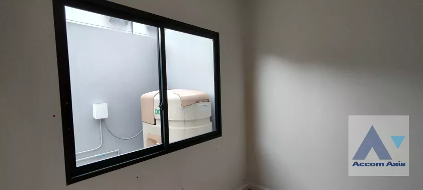 unit 2 Bedrooms  Townhouse For Rent in Samutprakan, Samutprakan  (AA37233)